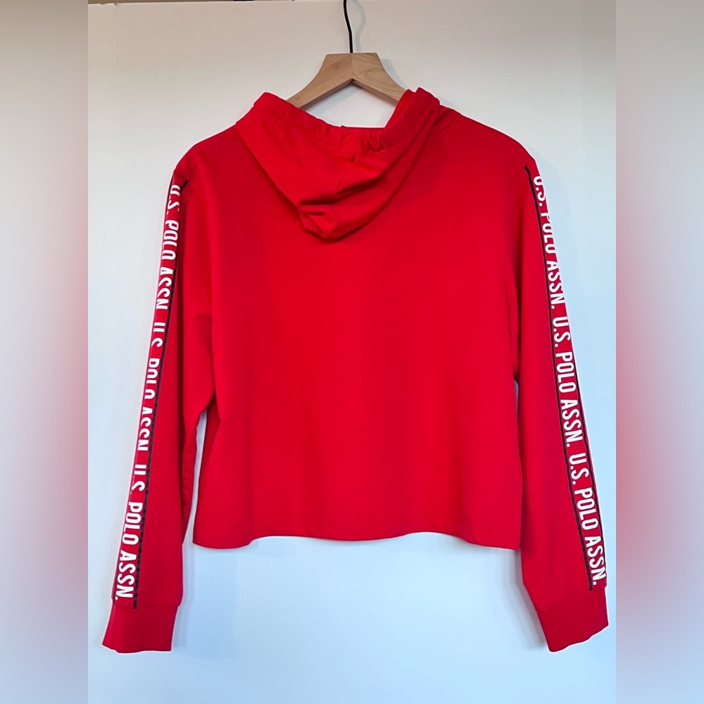 U.S. Polo Assn. Cropped Hoodie - Picture 7 of 9